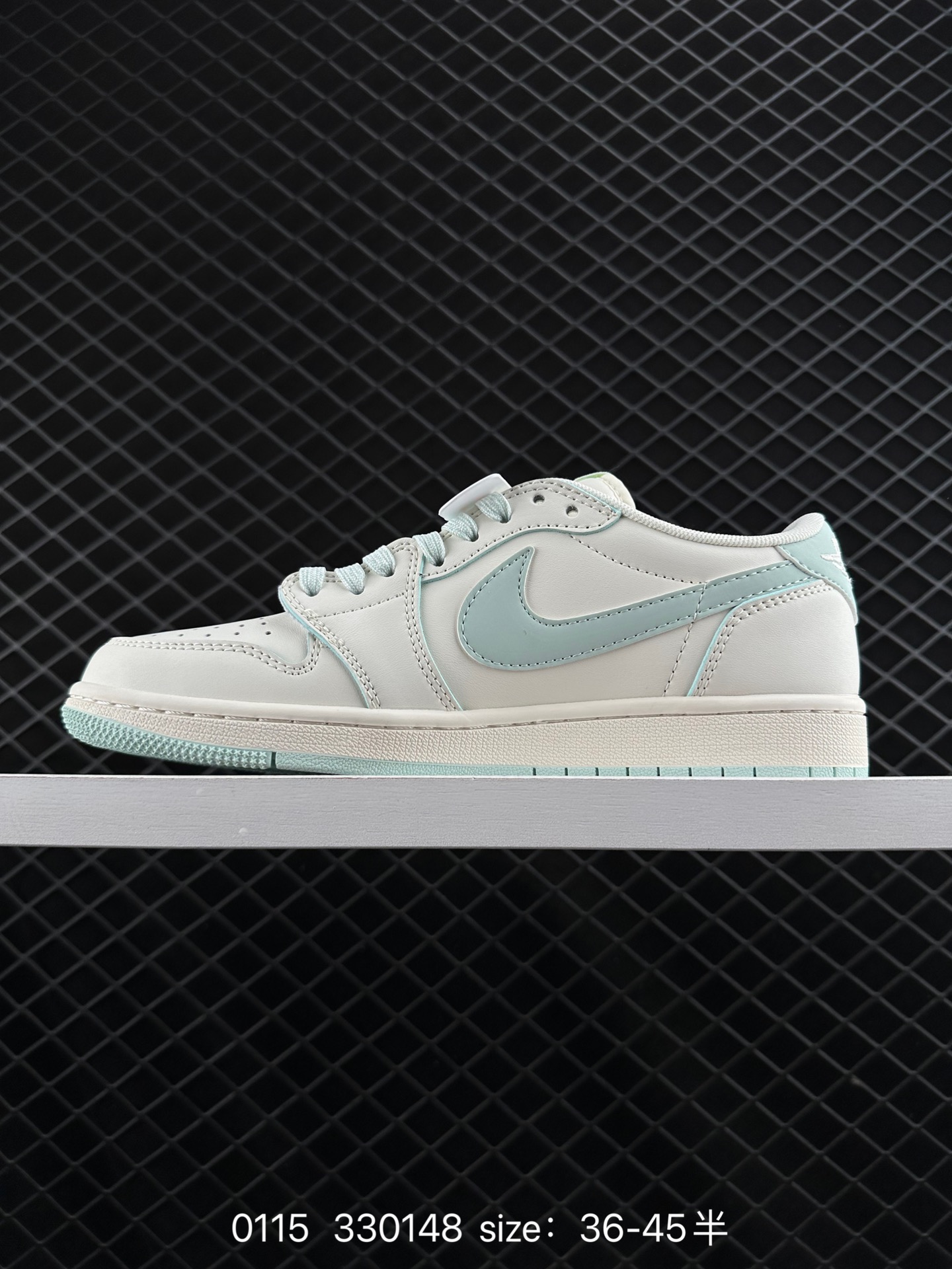 Supreme x Air Jordan 1 Low